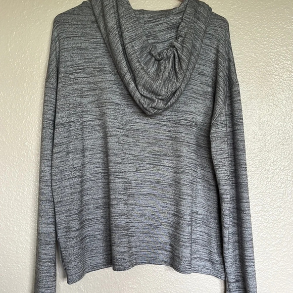 Workshop Gray Hooded Pullover Size Medium - Picture 2 of 4